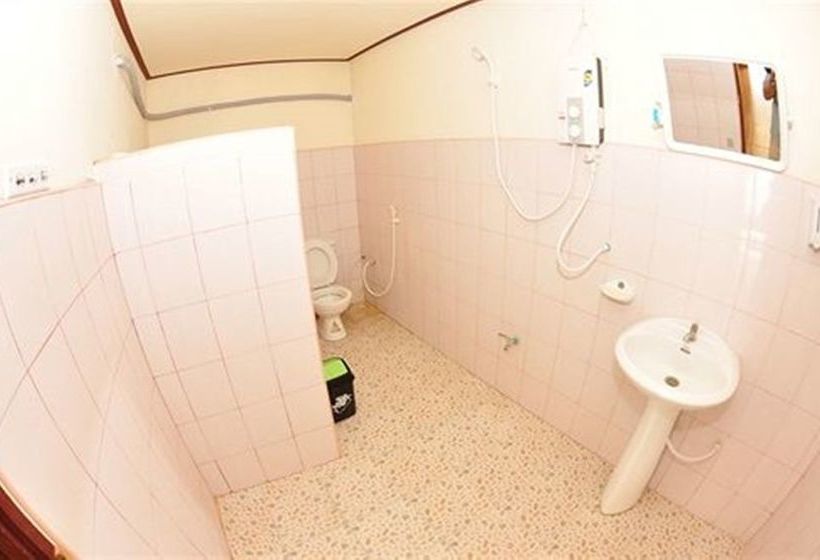 Hotel Phi Phi Nice Beach Resort 19