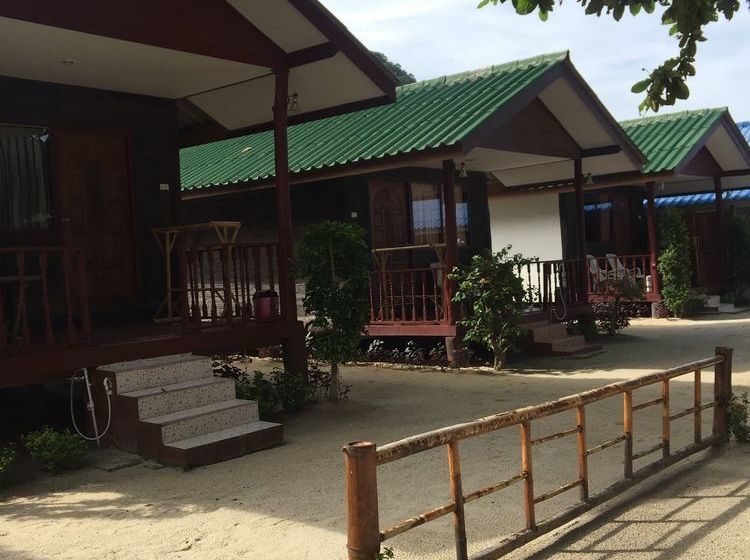 Hotel Phi Phi Nice Beach Resort 3