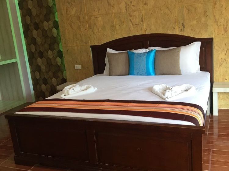 Hotel Phi Phi Nice Beach Resort 5