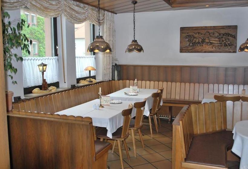 Hotel Gasthof Goldener Engel 13