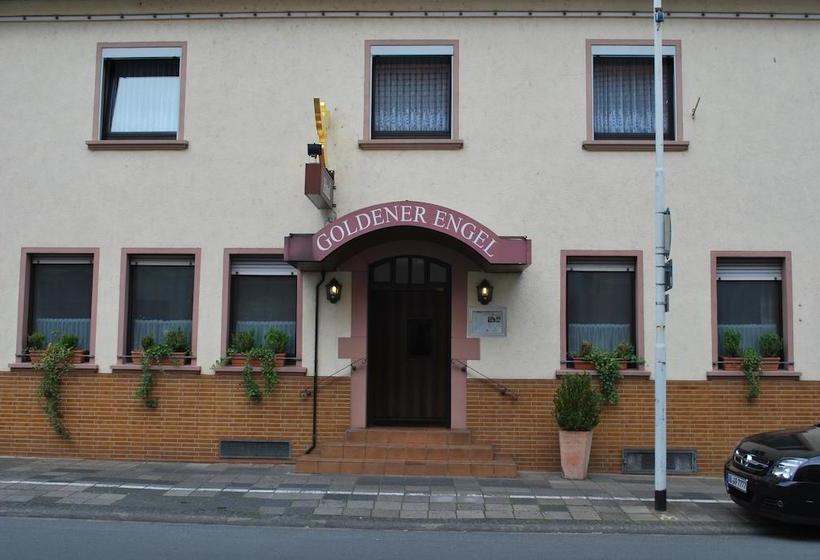 Hotel Gasthof Goldener Engel 9