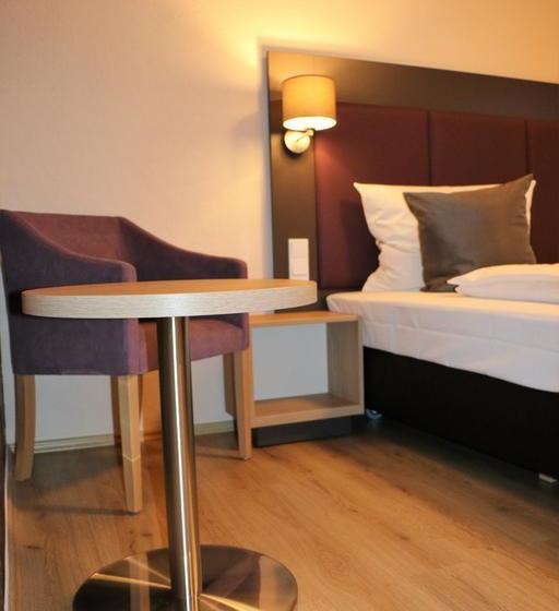 Hotel Zum Brunnen 10