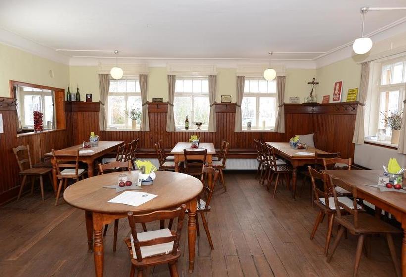 Hôtel Historischer Dorfgasthof Hirsch 12