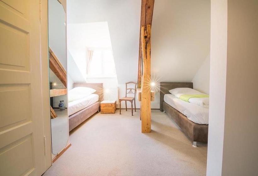 Hôtel Historischer Dorfgasthof Hirsch 2