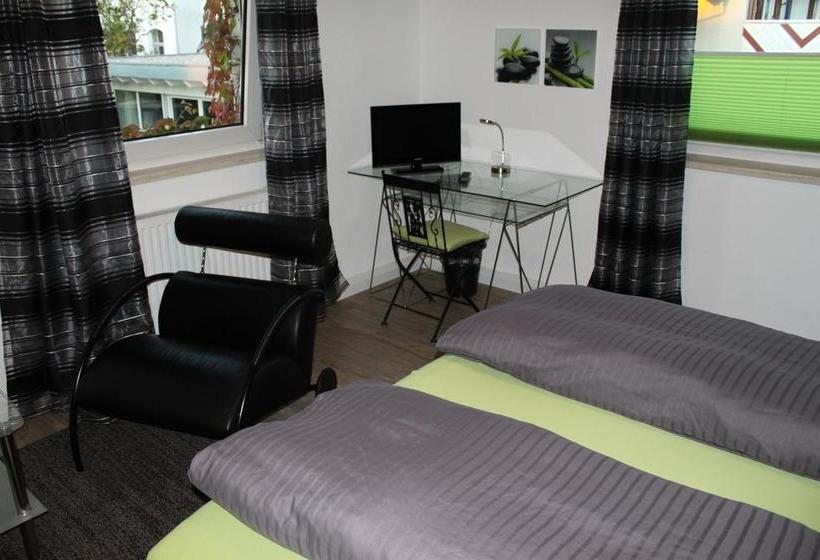 Hotel Landgasthof Goldenes Kreuz 9