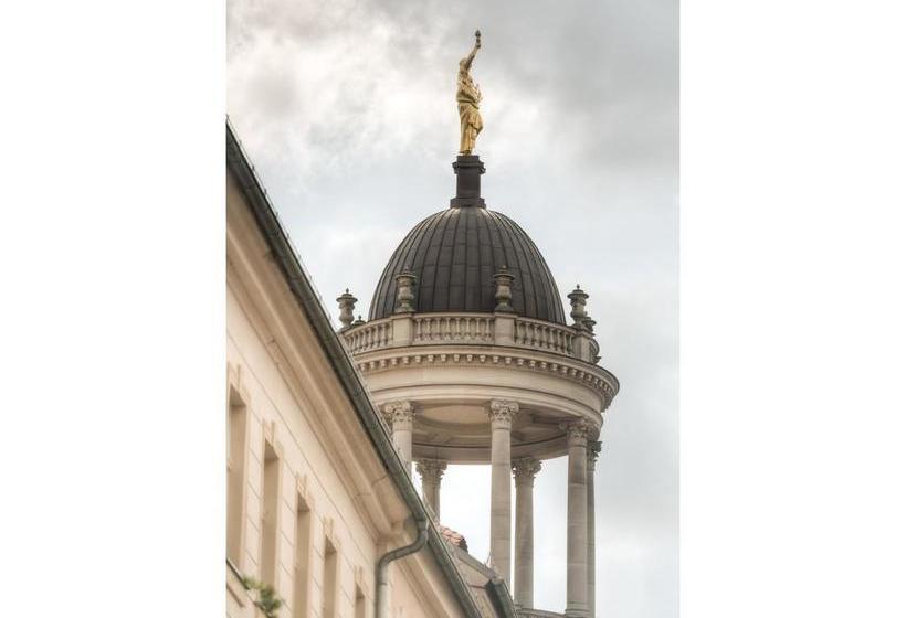 Hotel Am Großen Waisenhaus 2