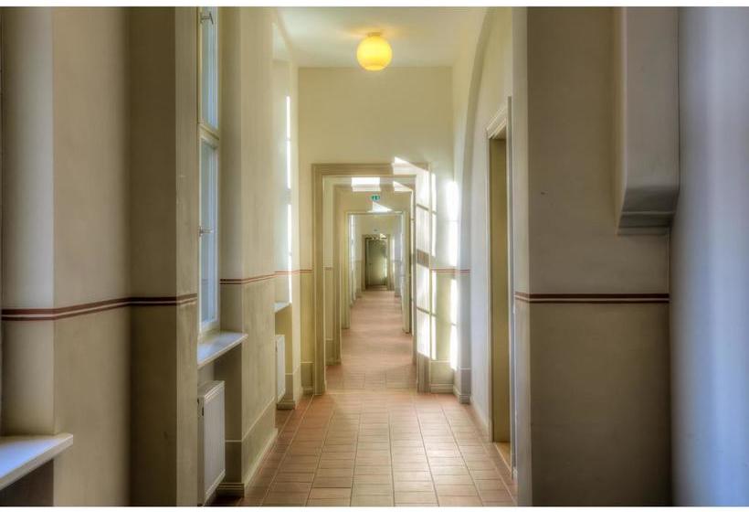 Hotel Am Großen Waisenhaus 7