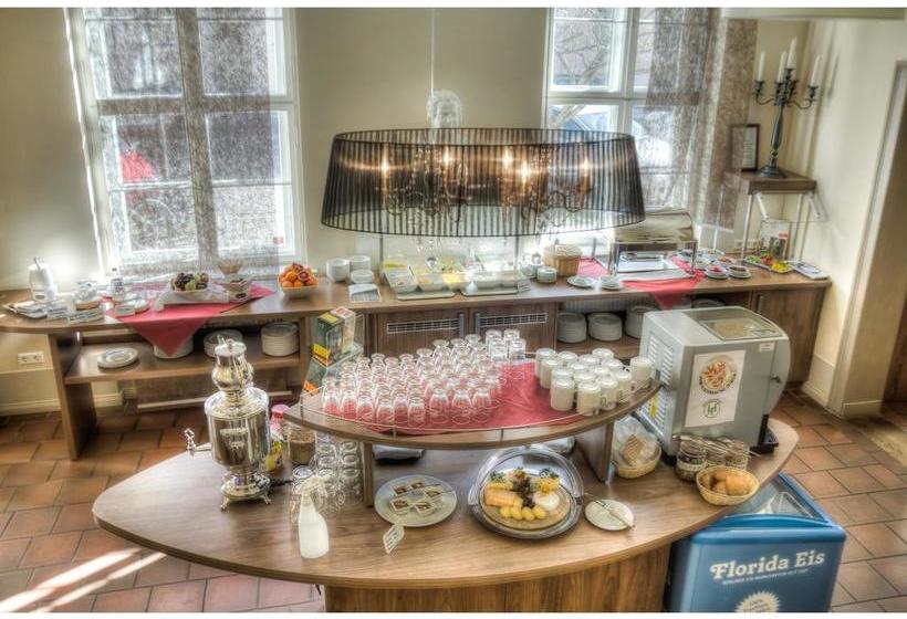 Hotel Am Großen Waisenhaus 8