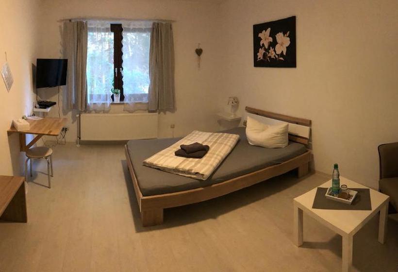 Hotel Am Weißdornbusch 1