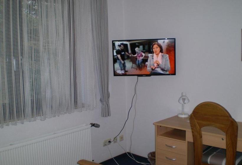 Hotel Am Weißdornbusch 10