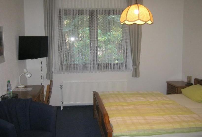 Hotel Am Weißdornbusch 2