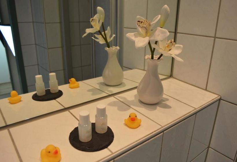 Hotel Münchner Hof 11