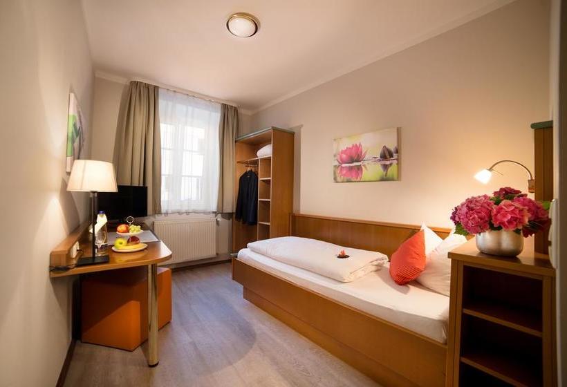 Hotel Münchner Hof 15