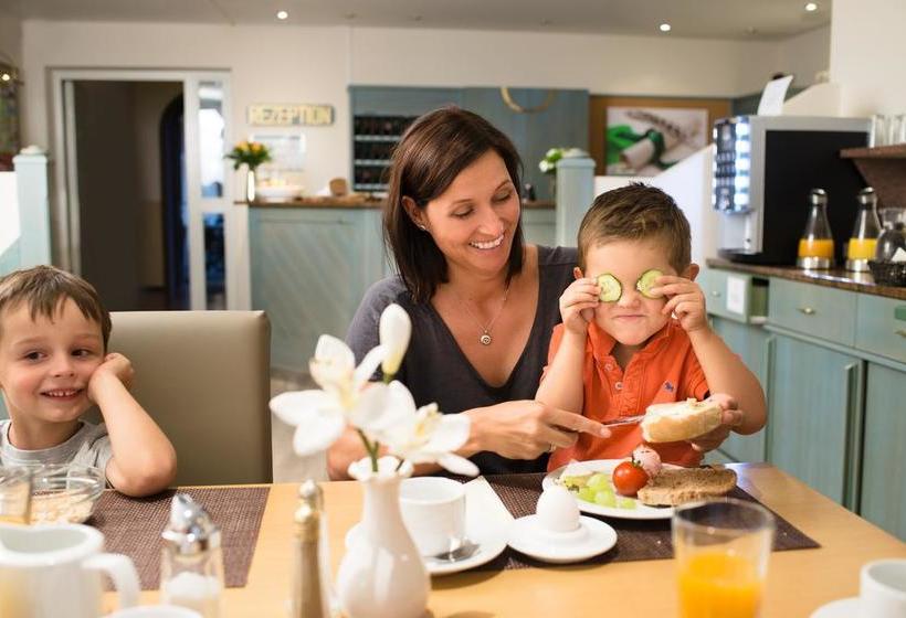 Hotel Münchner Hof 16