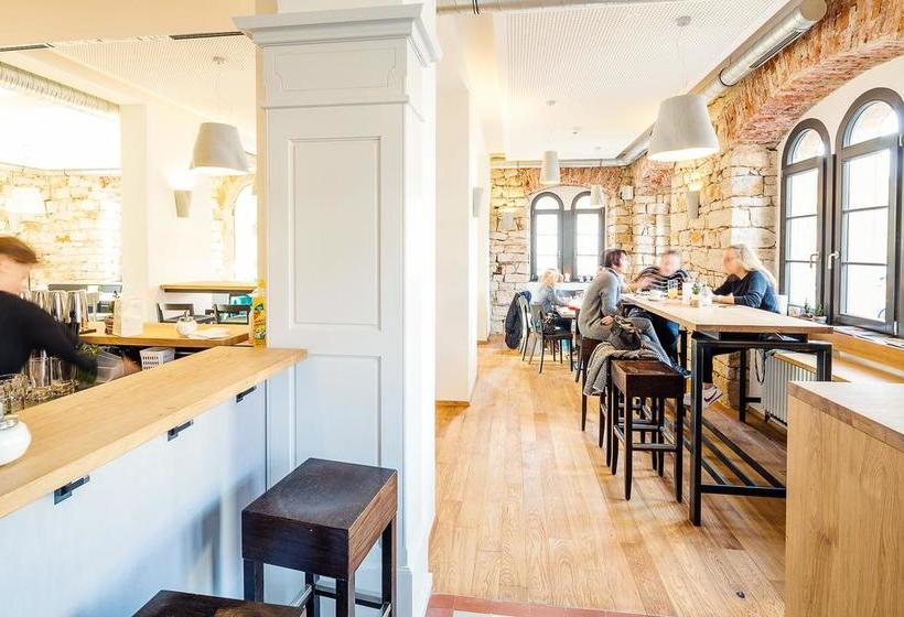 Ox Hotel Altes Spital 7