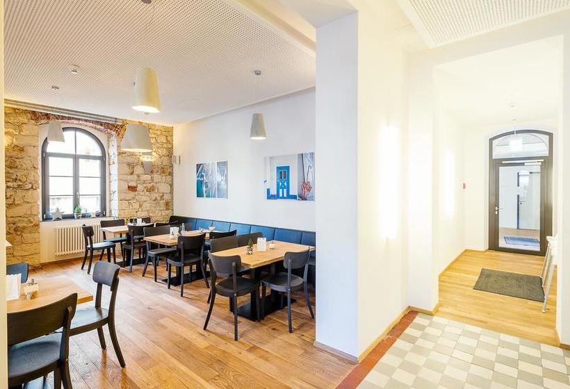 Ox Hotel Altes Spital 8