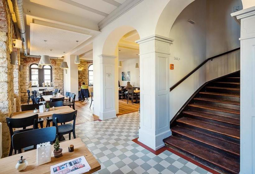 Ox Hotel Altes Spital 9