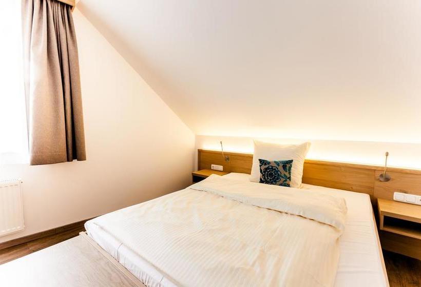 Hotel Meyers Hofcafé & Pension 4