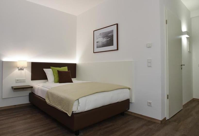 Hotel Guesthouse Lichtenau 10