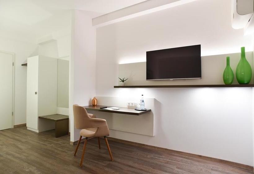 Hotel Guesthouse Lichtenau 9