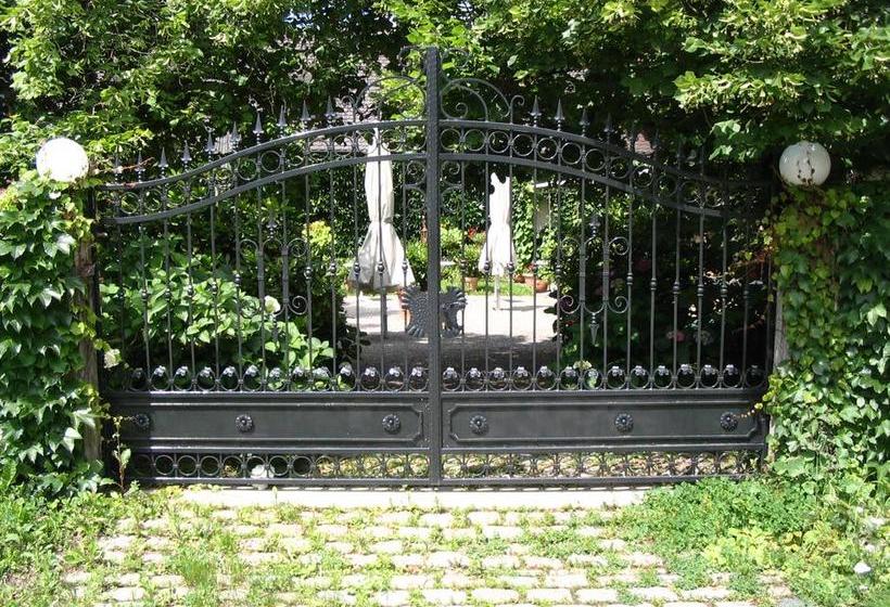 Landhotel Gut Greifhof 1