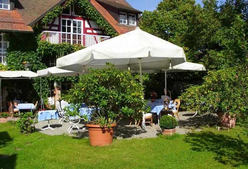 Landhotel Gut Greifhof 2