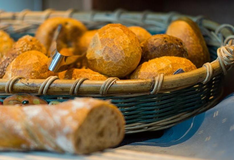 Hotel Domizil Alte Post 5