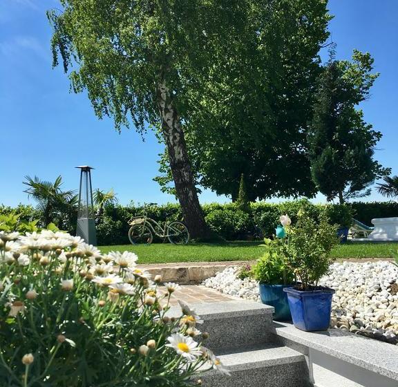 Hotel Erbguth Villa Am See 2