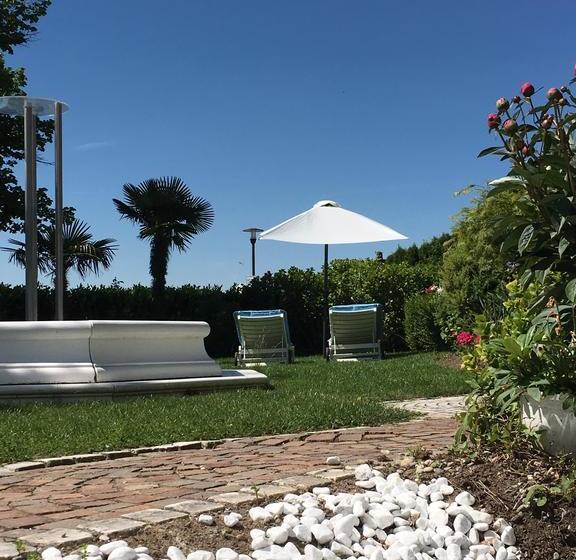 Hotel Erbguth Villa Am See 8