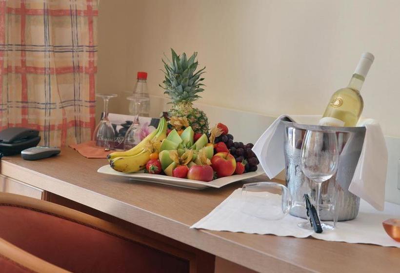 Hotel Zur Winzerstube 18