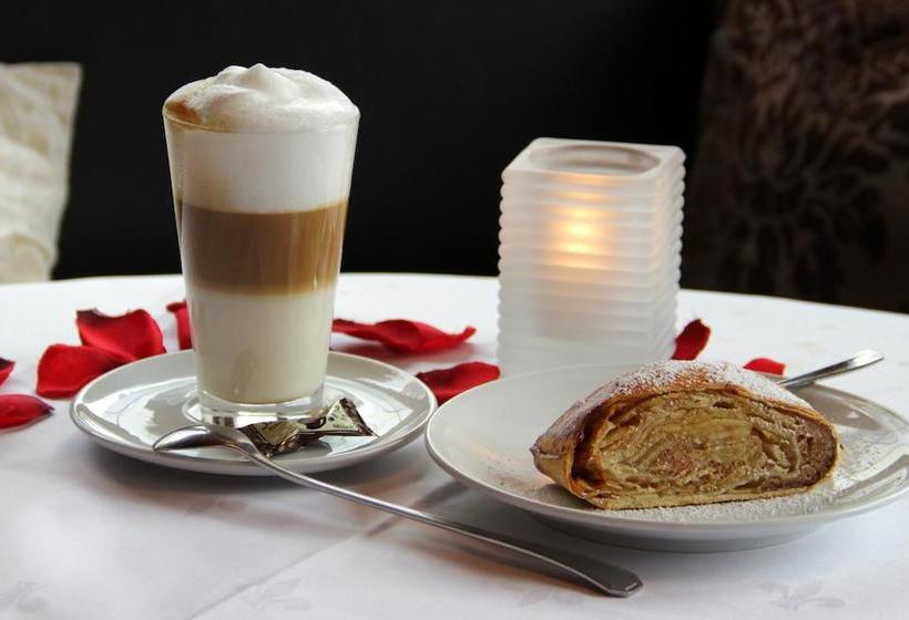 Bodenseehotel Dreikönig 1