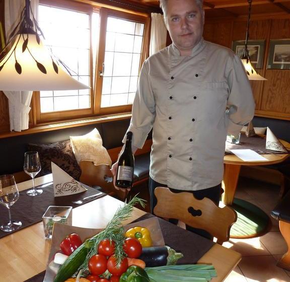 Bodenseehotel Dreikönig 4