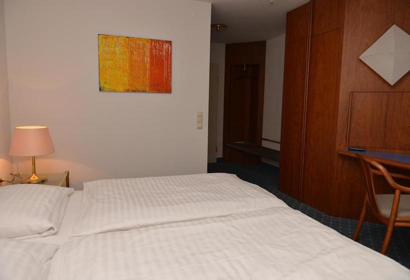 Rebgarten Hotel Schulgasse 1