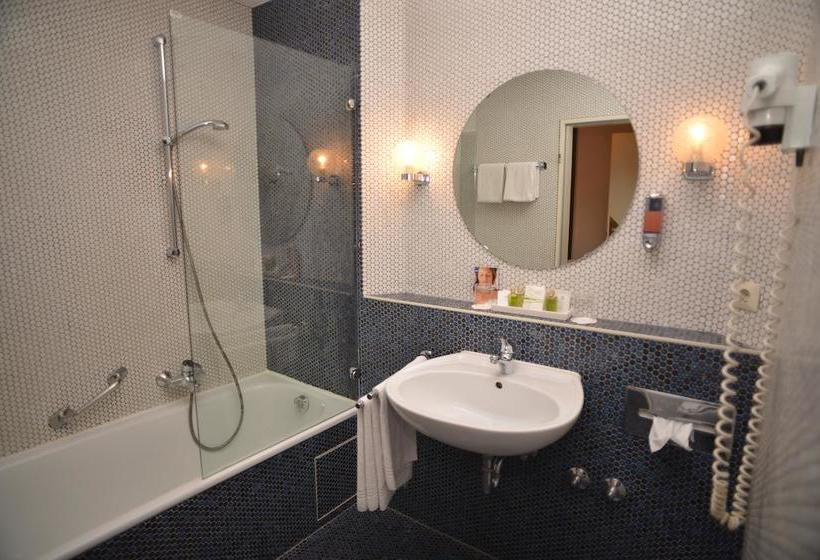 Rebgarten Hotel Schulgasse 11