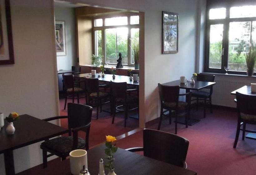 Rebgarten Hotel Schulgasse 6