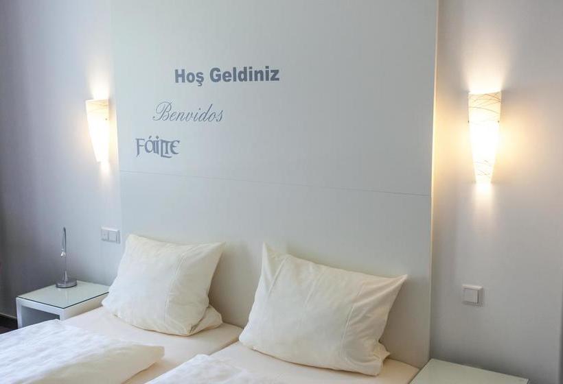 Hotel Fliegendes Klassenzimmer 4