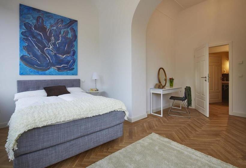 Hotel Amandas Villa Erlenbad 12