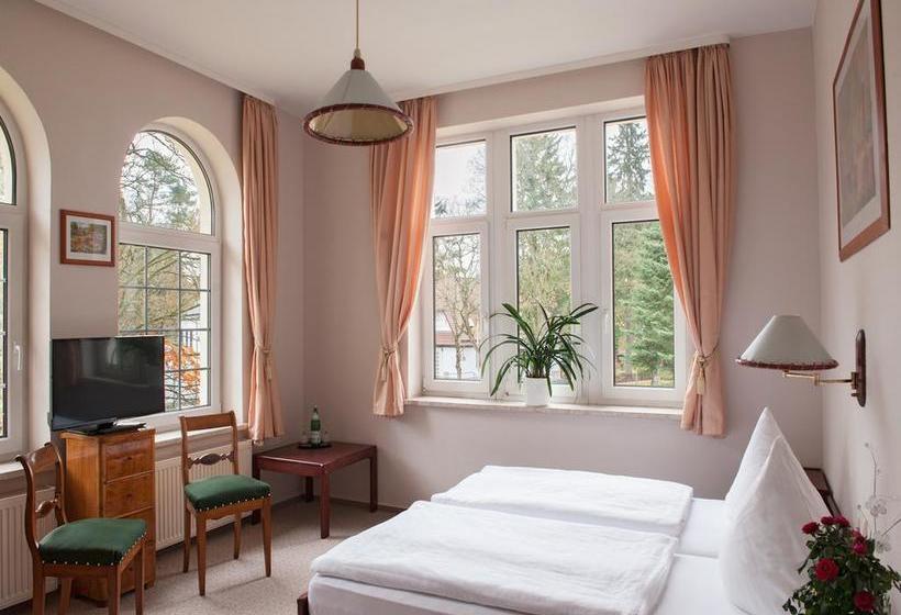 Hotel & Restaurant Raueneck 18