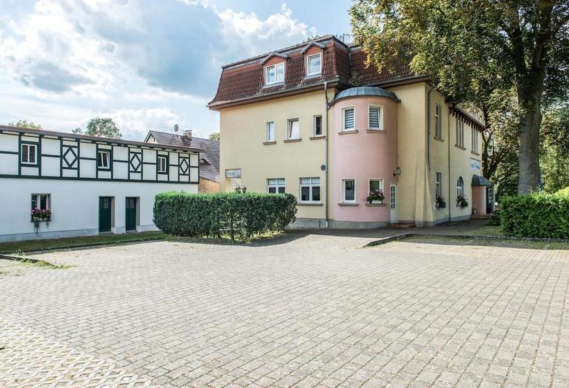 Hotel & Restaurant Raueneck 4