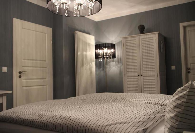 Hotel Pension Willebuhr 12