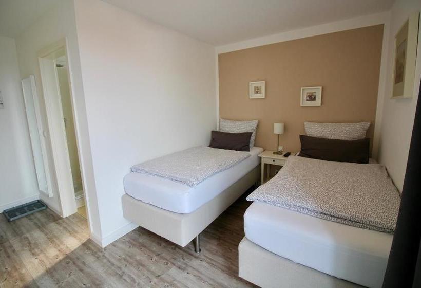 Hotel Pension Willebuhr 4