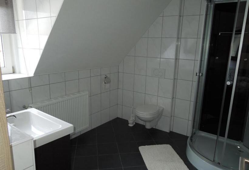 Hotel Gasthaus Bunnen 9