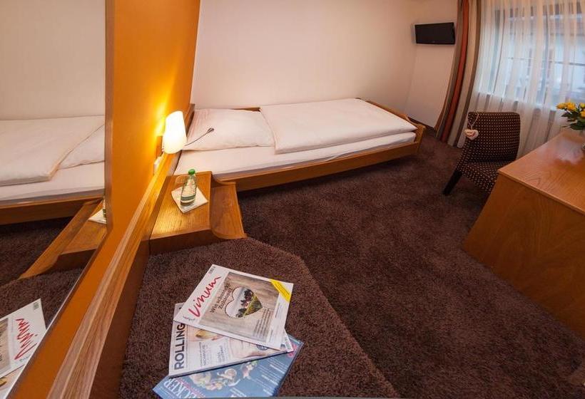 Hotel Lamm Rosswag 12