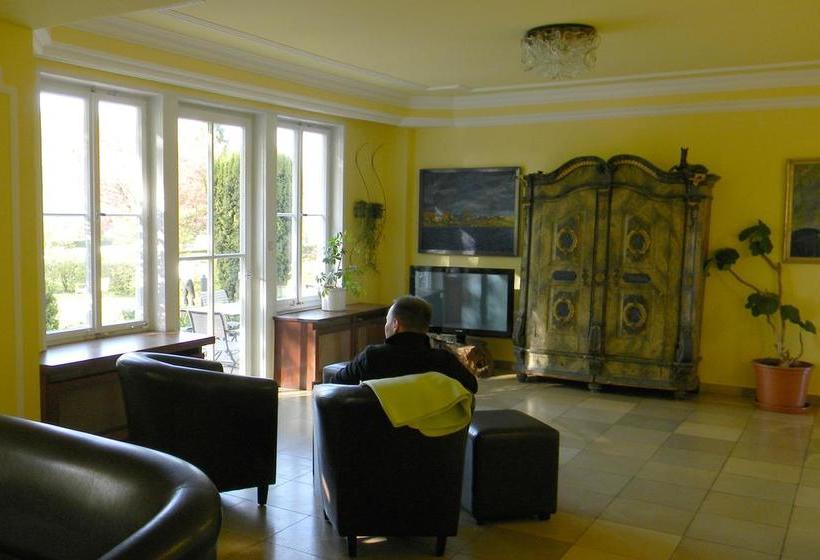 Hotel Landgut Burg 5