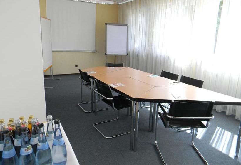 Hotel Landgut Burg 9