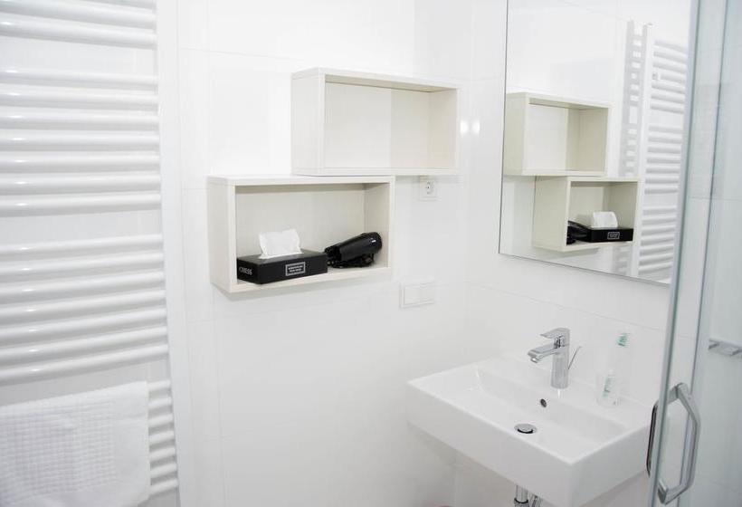 Hotel Bed & Breakfast Kukione 16