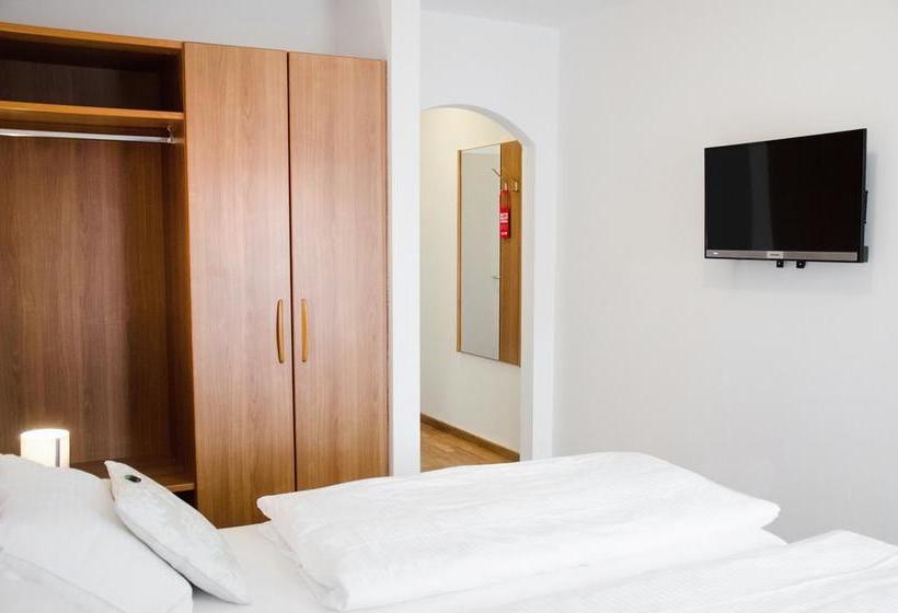 Hotel Blaue Traube Restaurant 4