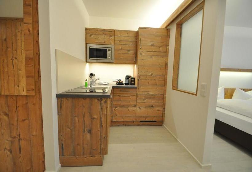 Hotel Snooze Apartments 2