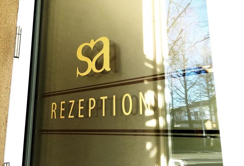 Hotel Snooze Apartments 8