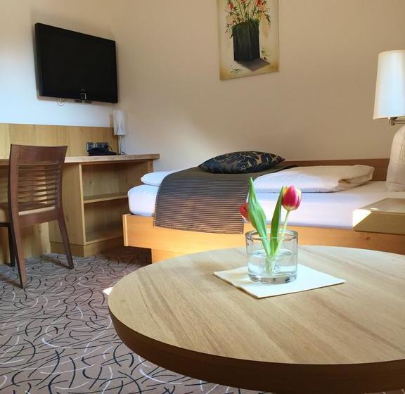 Hotel & Restaurant Glutschaufel 19